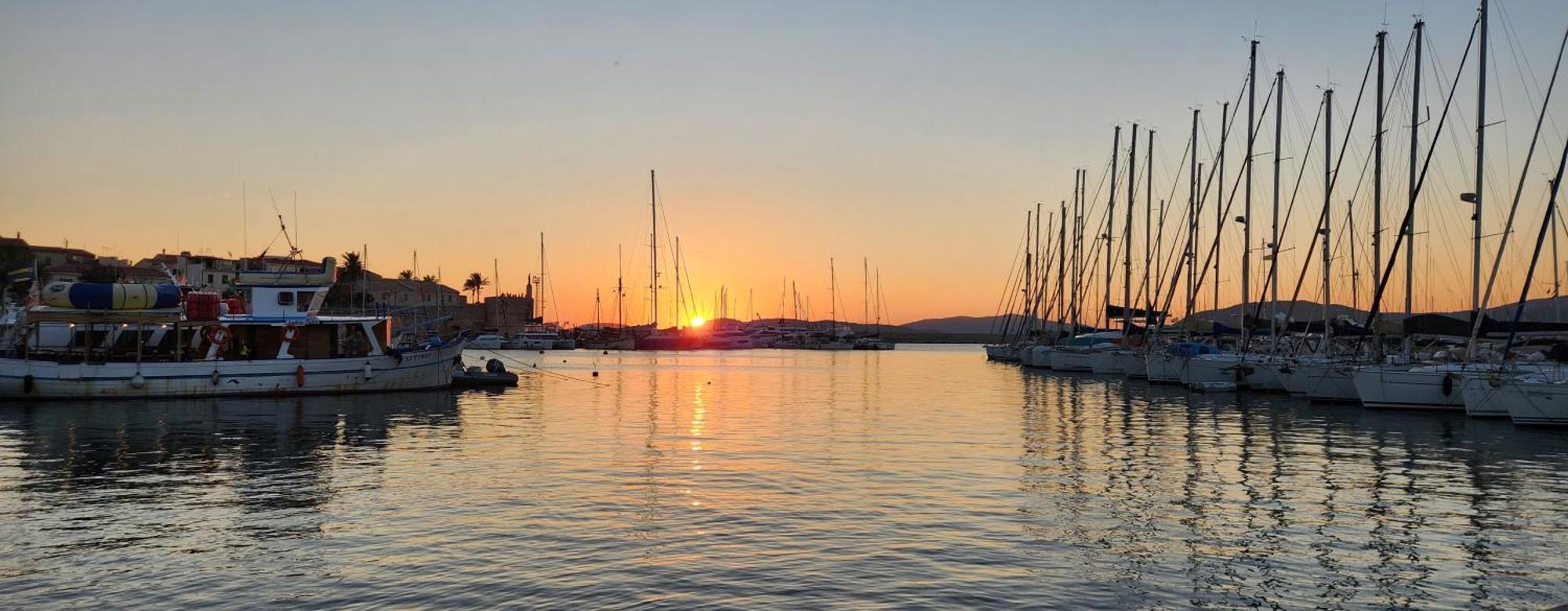 Idea Apartment Alghero Bagian luar foto